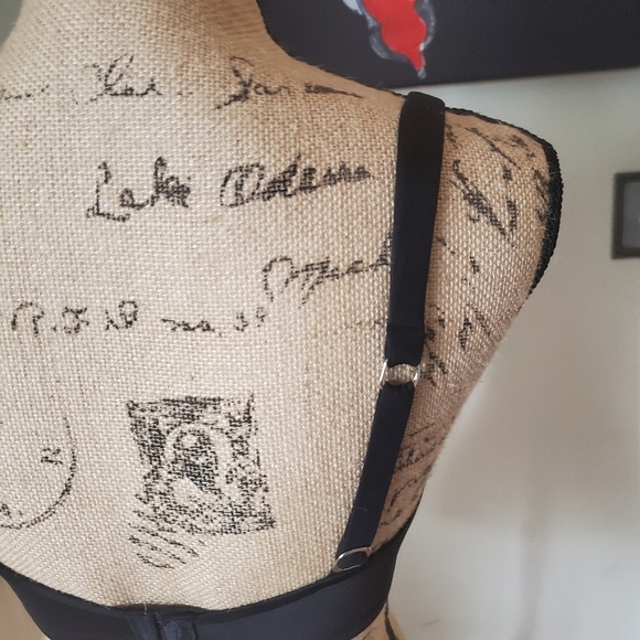 《2\$20》Maidenform Total Solution Bra - Picture 10 of 11